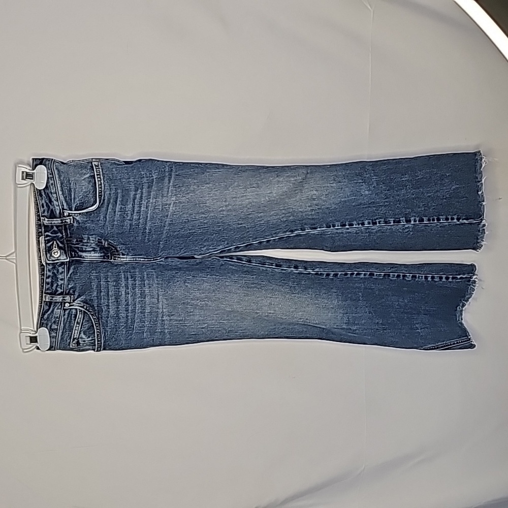 Free People raw hem flare wide ankle blue jeans unique ankle design sz 26